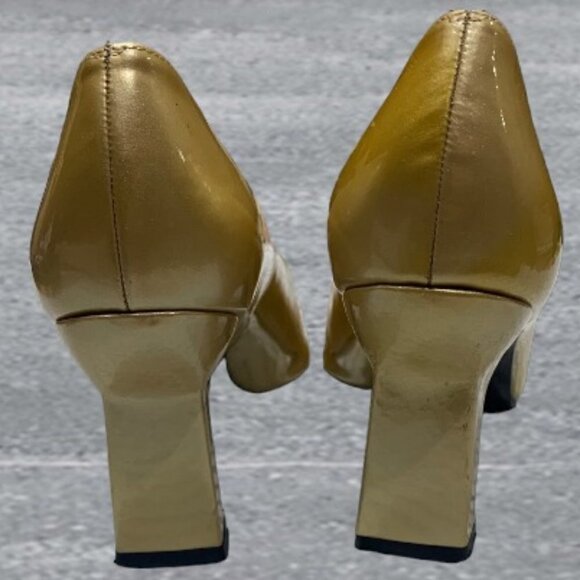 STUART WEITZMAN Gold Patent Leather Heels Size 8 - Picture 13 of 15